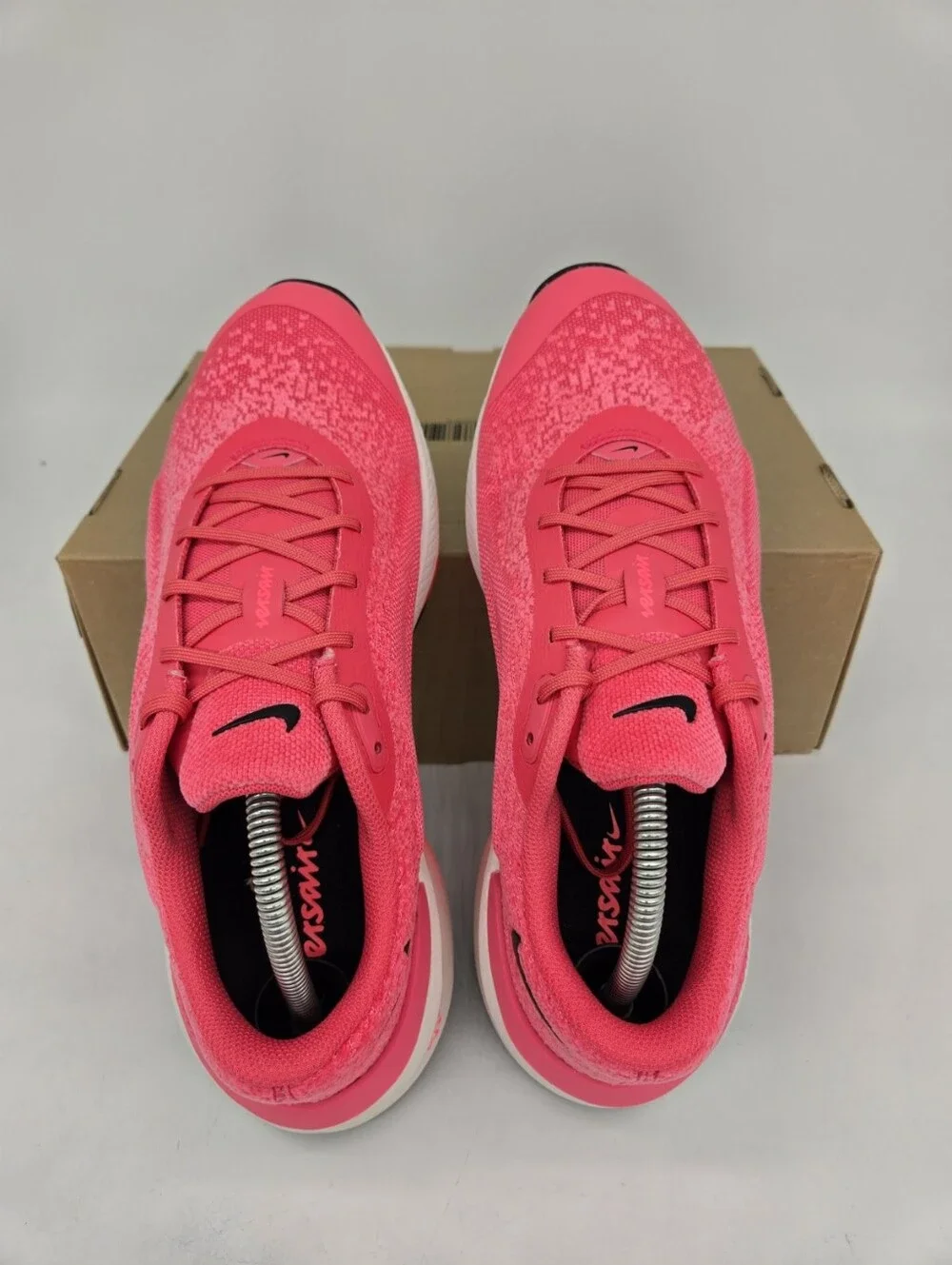 Nike women versair